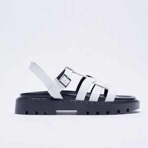 NWT. Zara White/Black Leather Treaded Sole Low Heel Fisherman Sandals. Size 9.